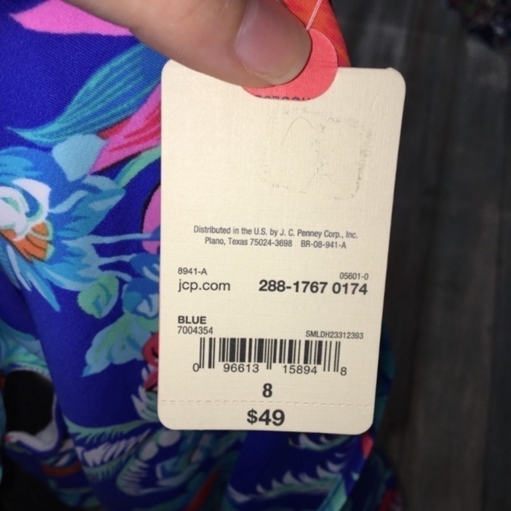 NWT St. John’s Bay Blue Floral Tankini Top Women’s Size 8 Tropical Swim - Picture 6 of 6